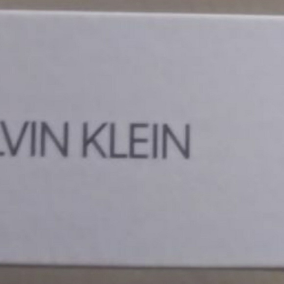 Calvin Klein Push Up Bra - Picture 3 of 3